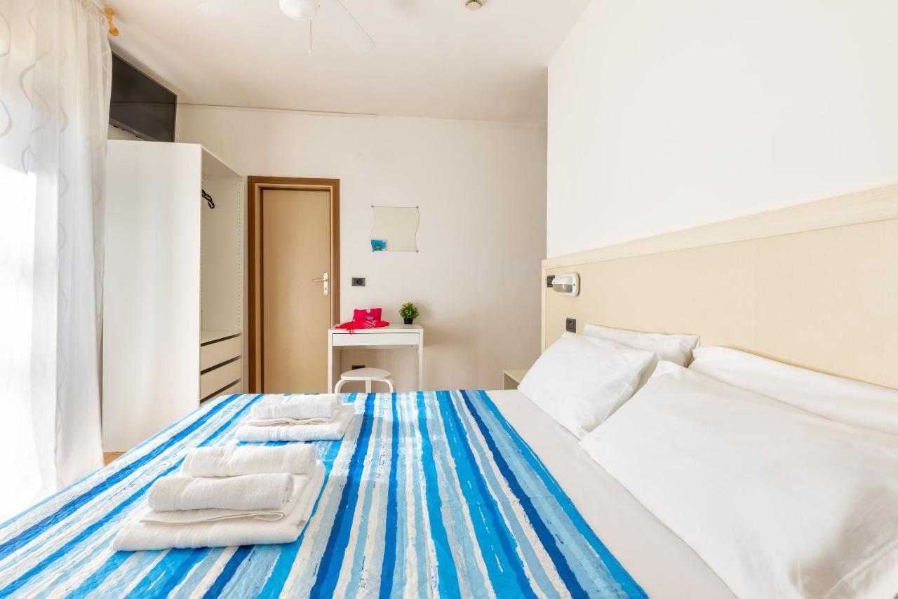 Double or Twin Room Balcony
