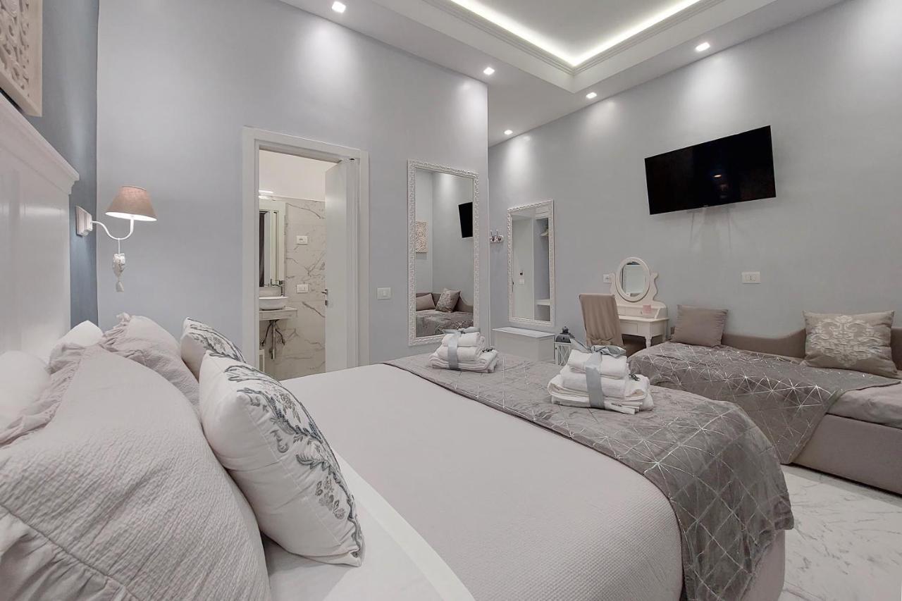 Luxury Triple Room