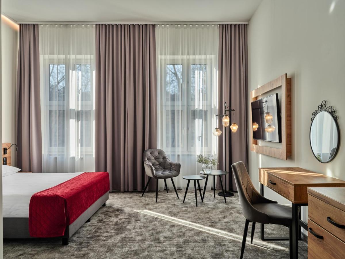 Superior Queen Room