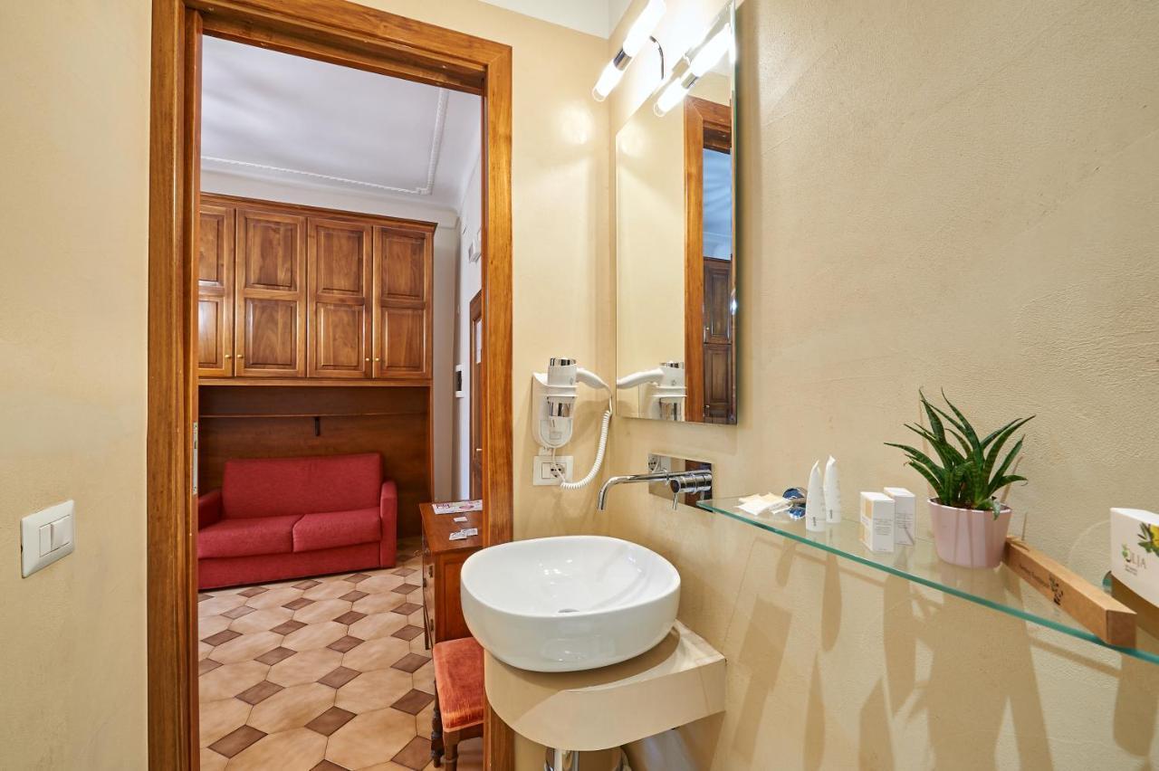 Classic Triple Room