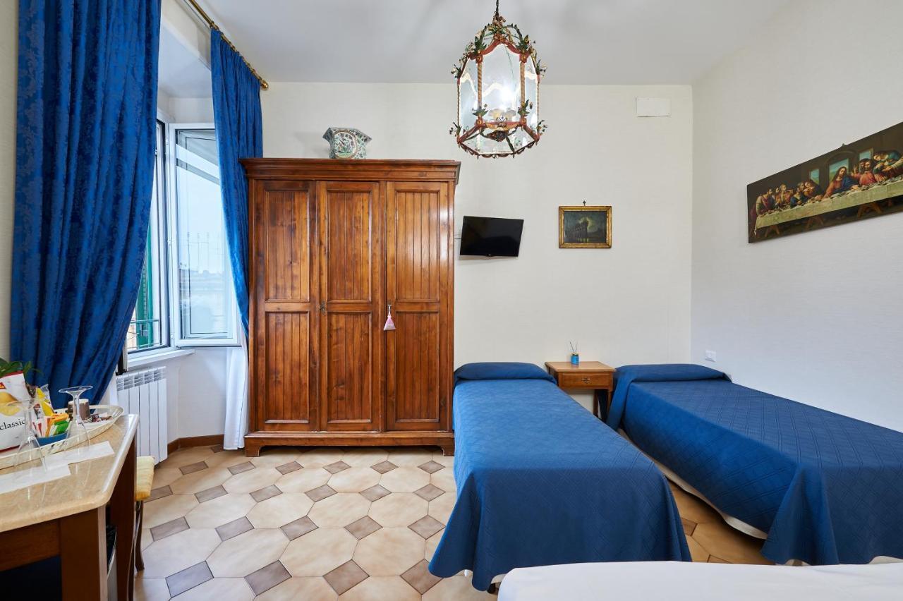 Classic Quadruple Room