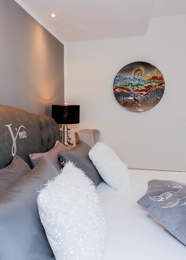Deluxe Double Room Disability Access no balcony