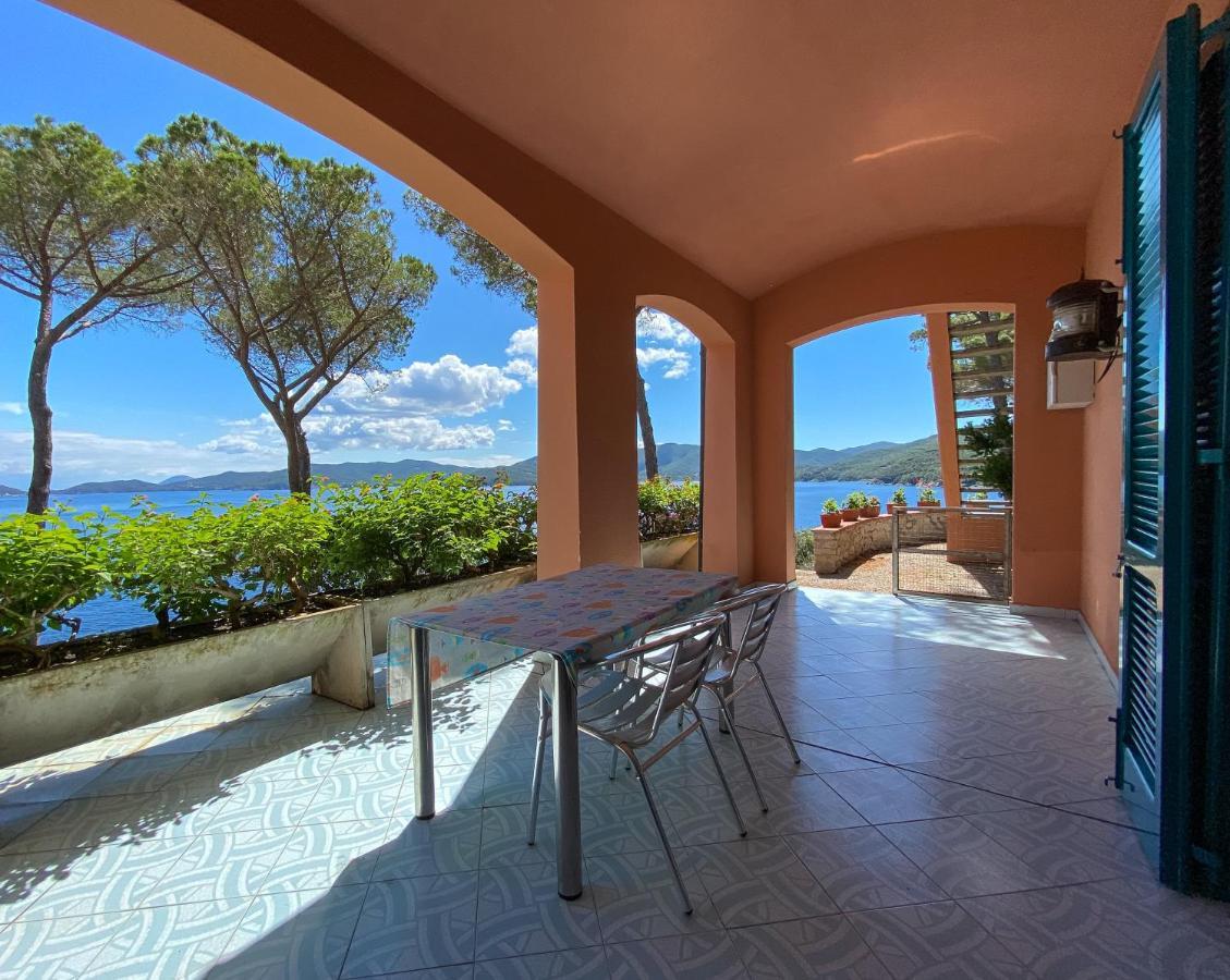 Monolocale con Terrazza e Vista Mare
