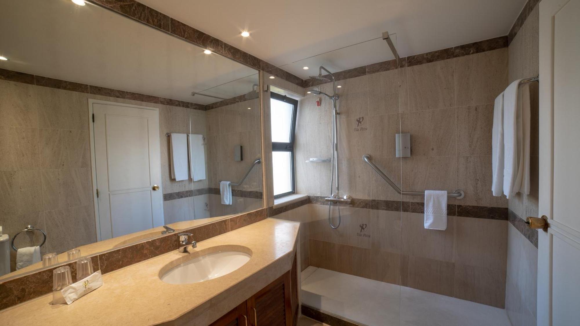 Two-Bedroom Apartment Pool View
