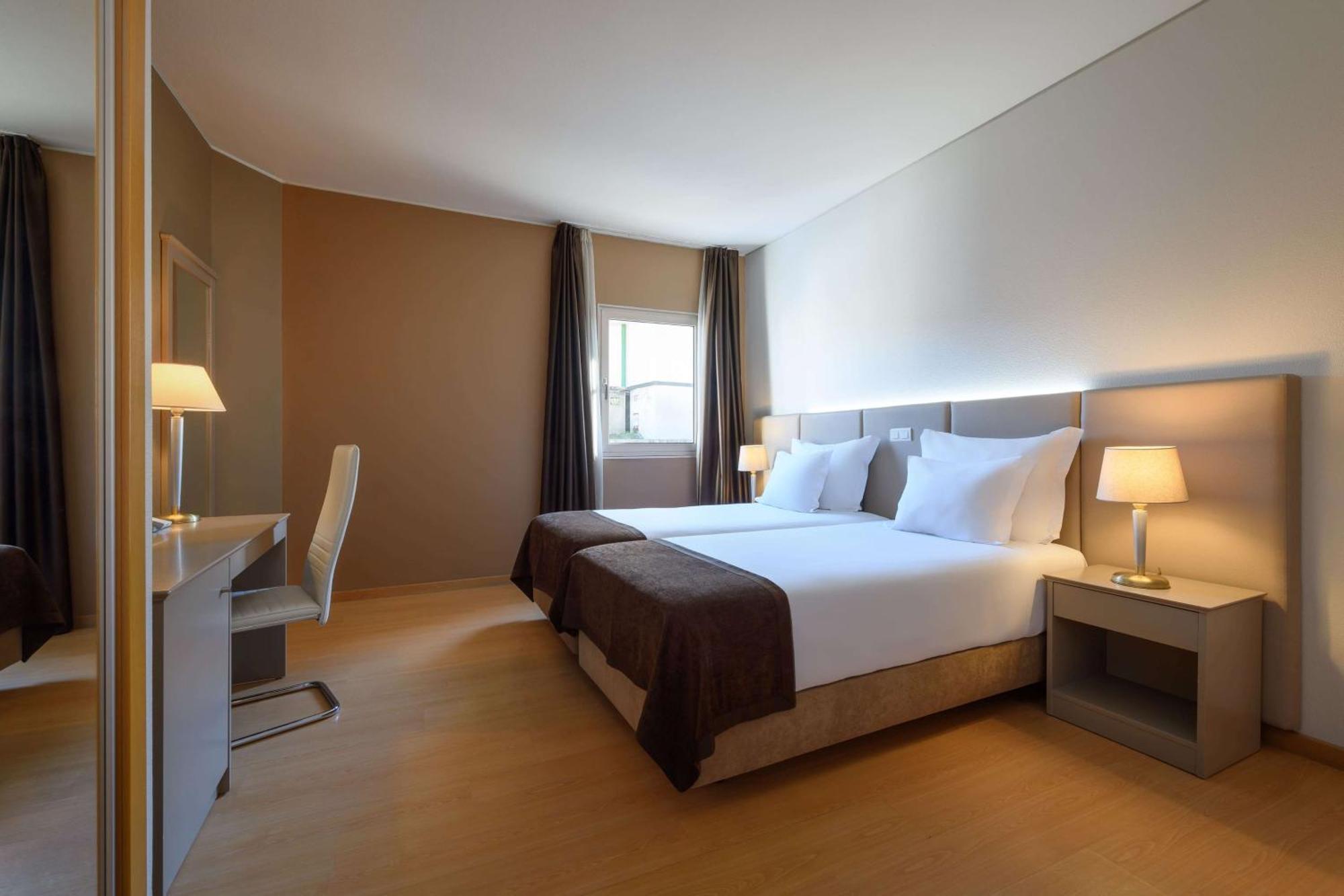 Mobility Accessible Room Two Single Beds Non-Smoking