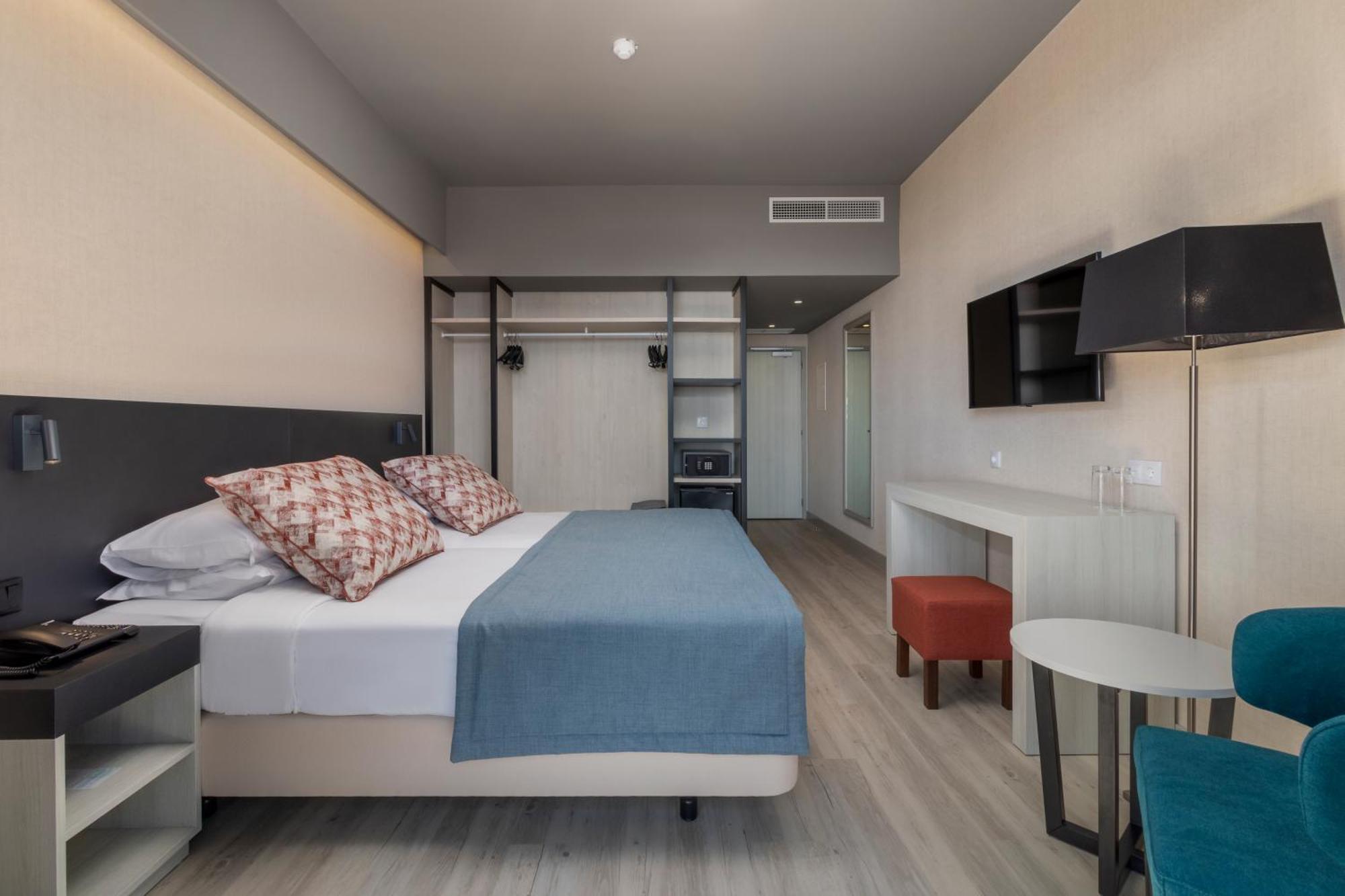 Twin Room Sea View