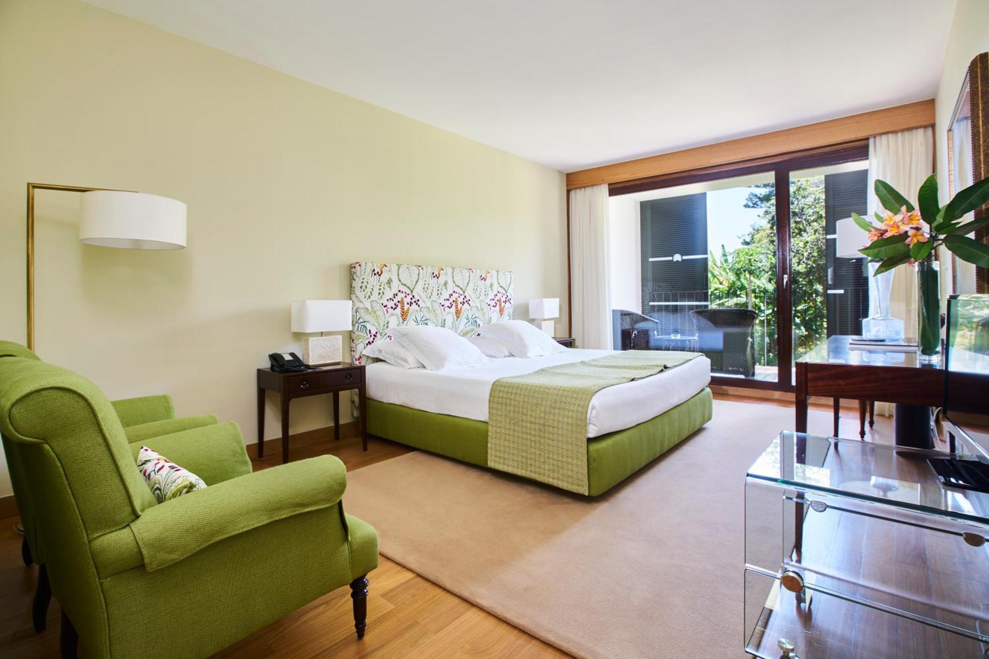Deluxe Suite Garden View
