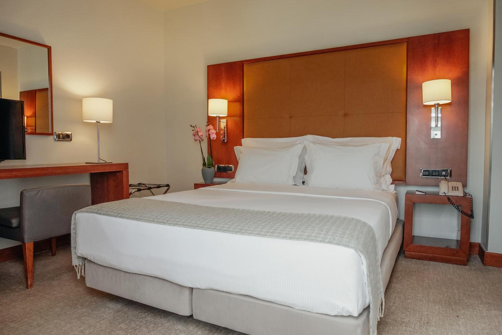 Deluxe Double or Twin Room Private Terrace