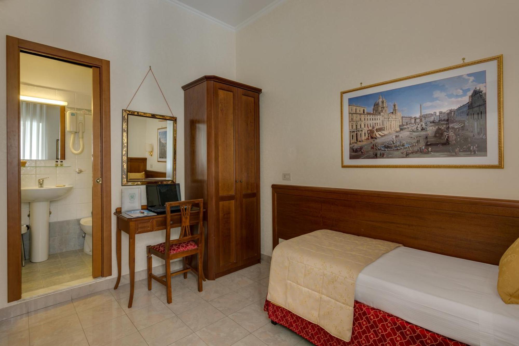 Single Room,1209411466:JPEG