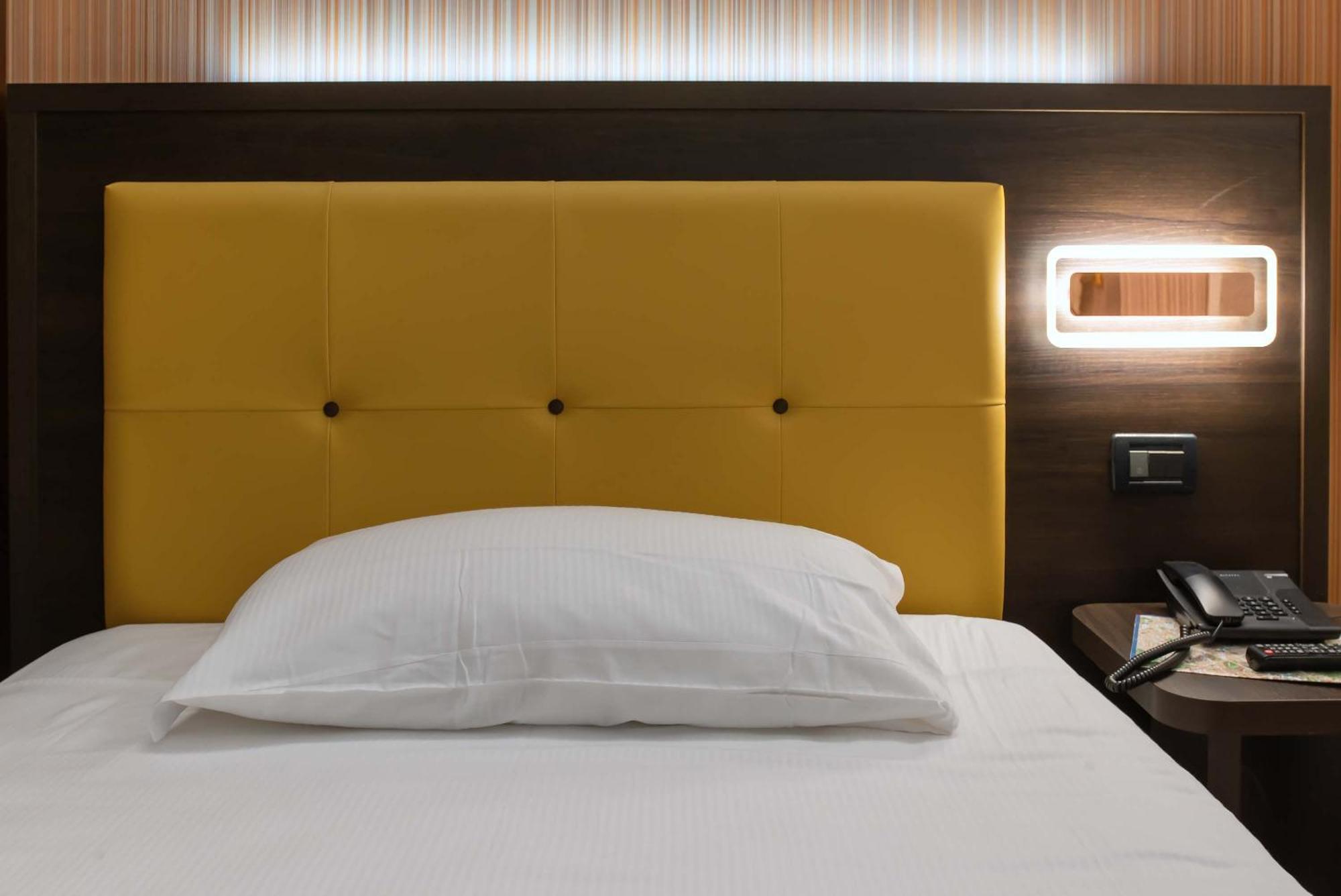Camera Singola con Letto a Una Piazza e Mezza