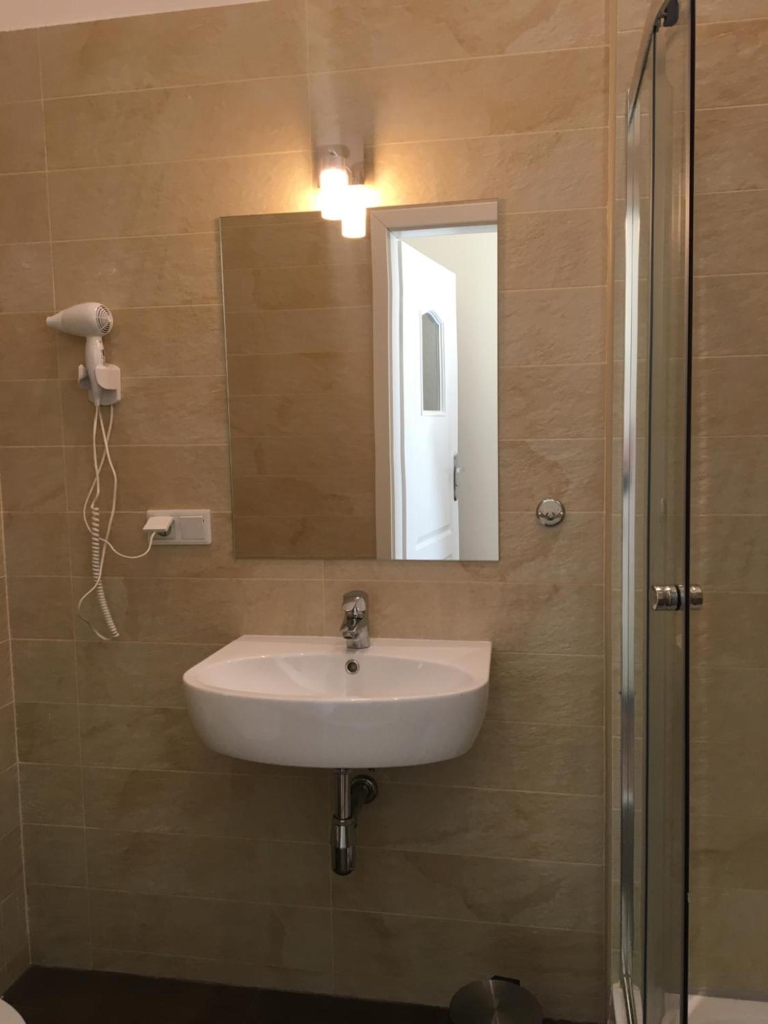 Small Single Room