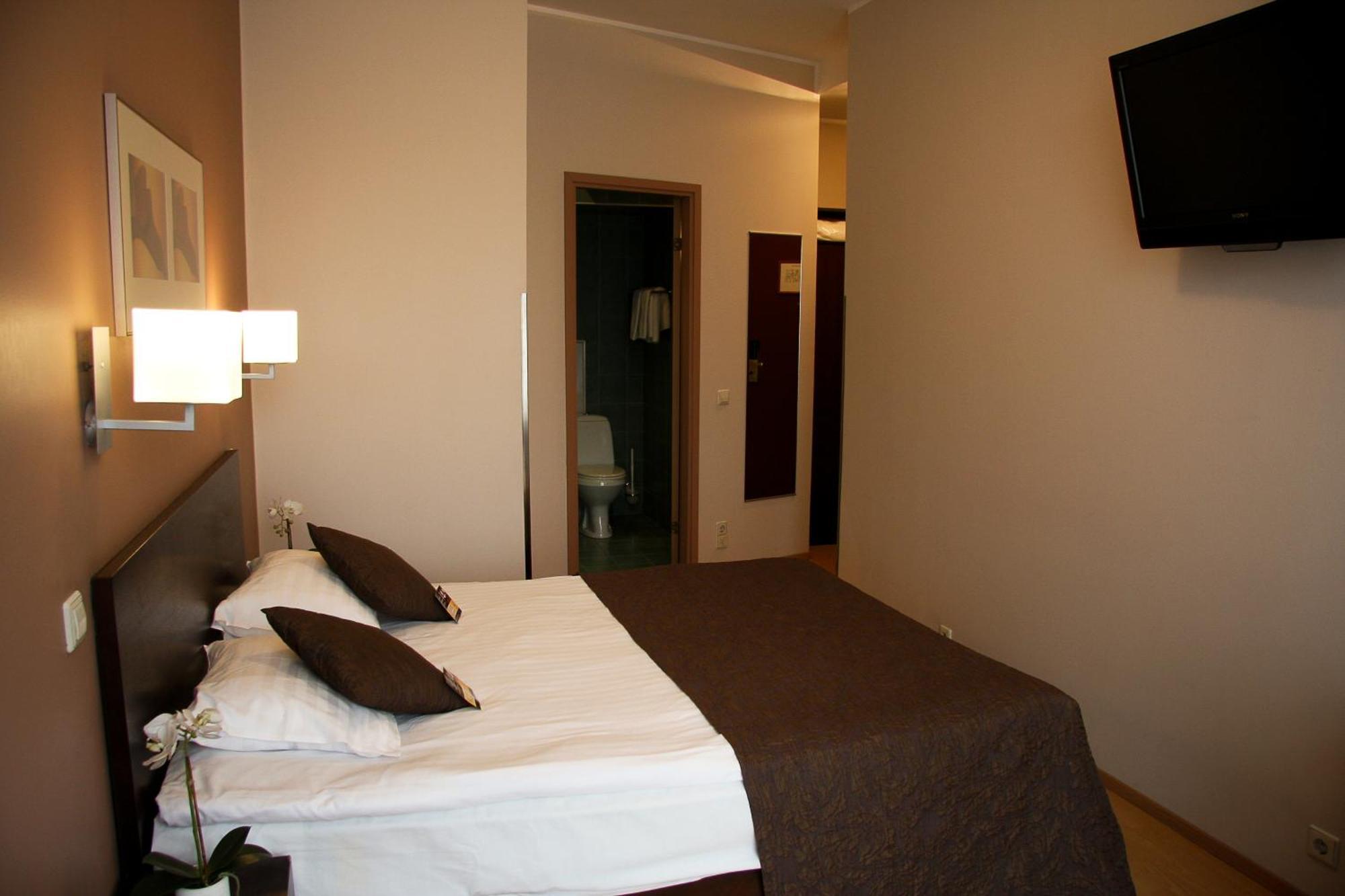 Double or Twin Room Garden View