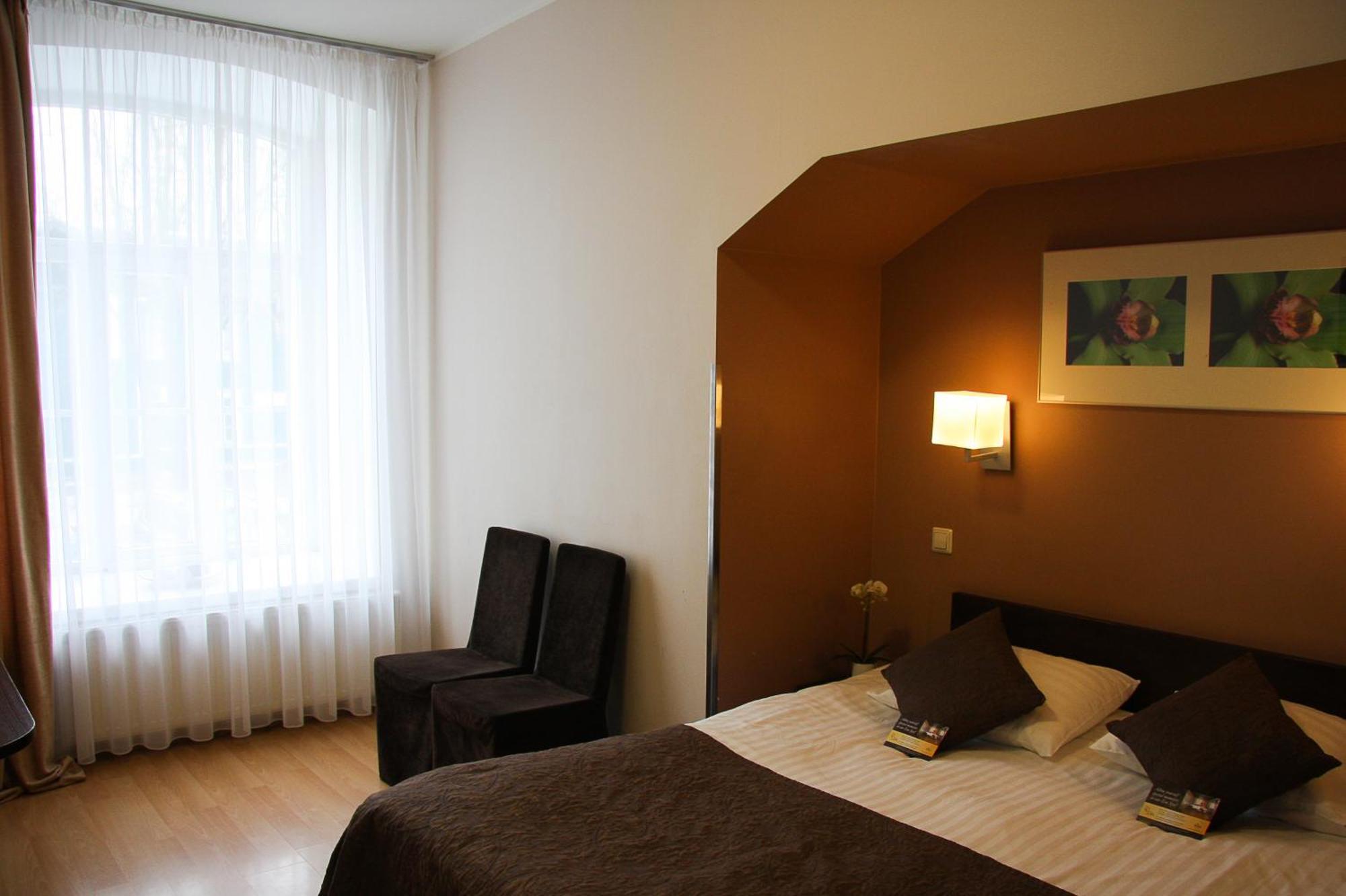 Triple Room Street View