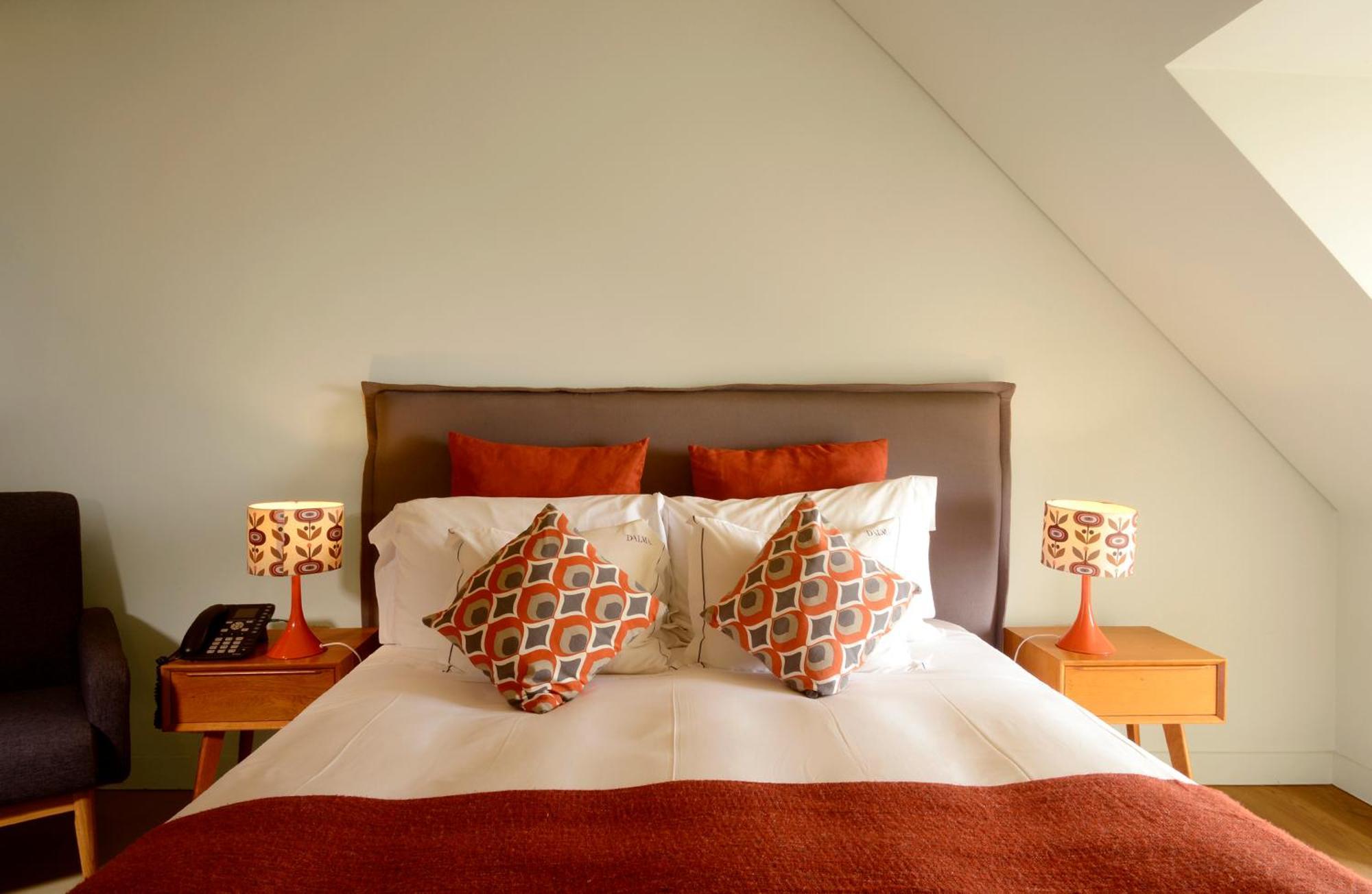 Deluxe Two-Bedroom Apartment River View