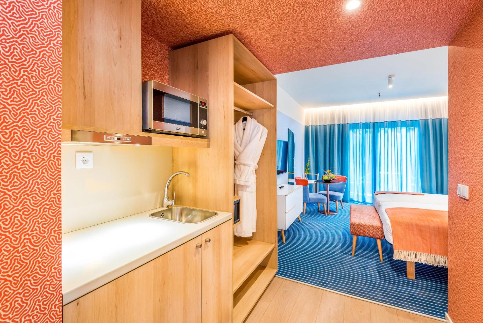 Deluxe Triple Studio Sea View