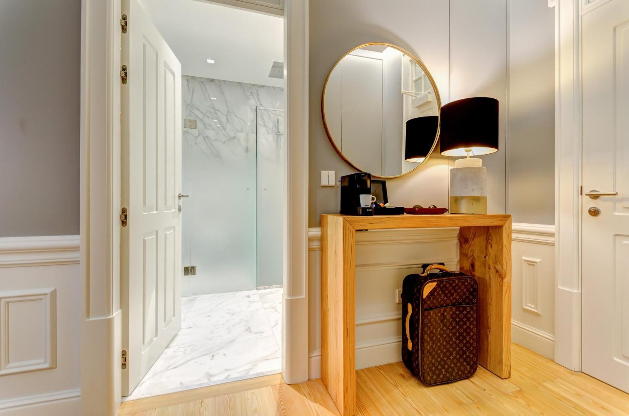 Premium Double or Twin Room City View