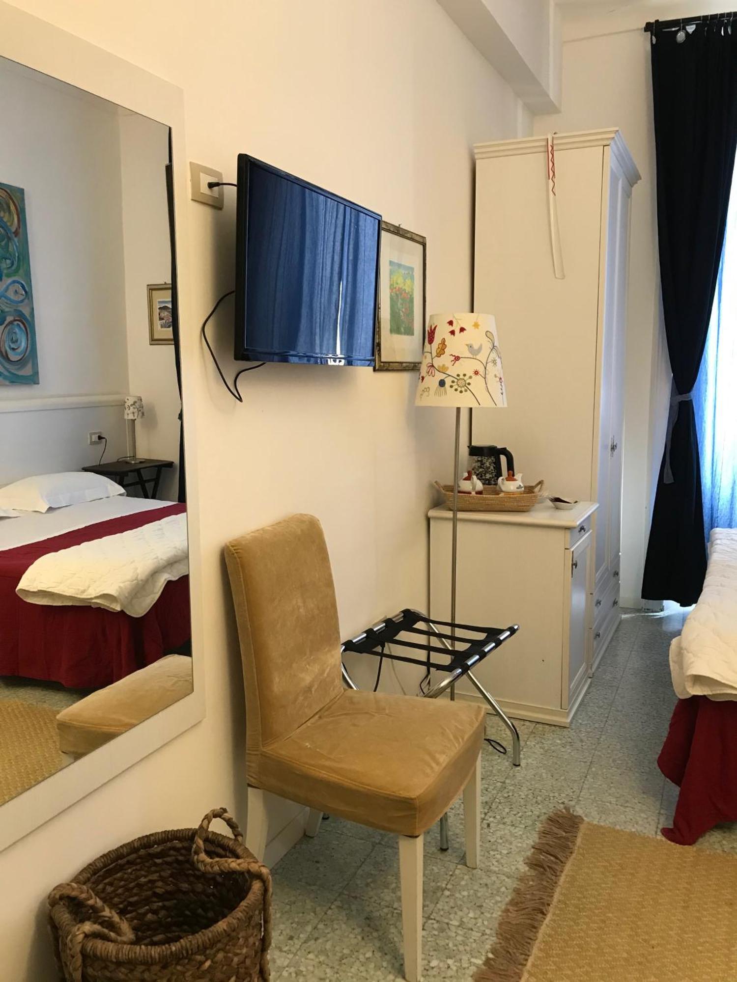 Double or Twin Room Balcony