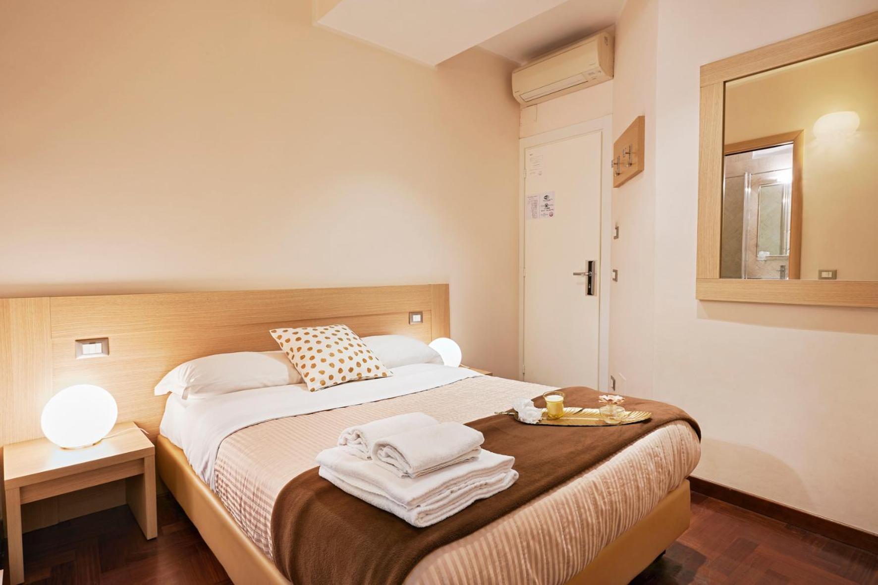 Small Double Room Private Bathroom