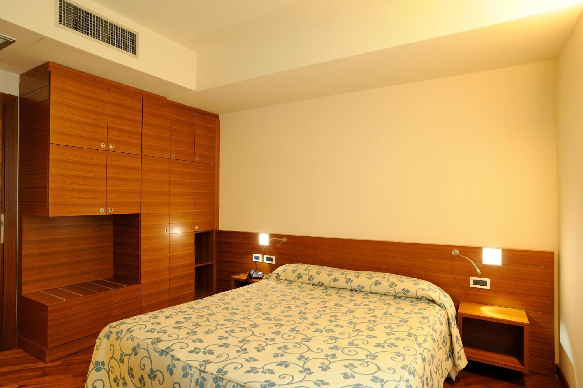 Double Room,1216332829:JPEG