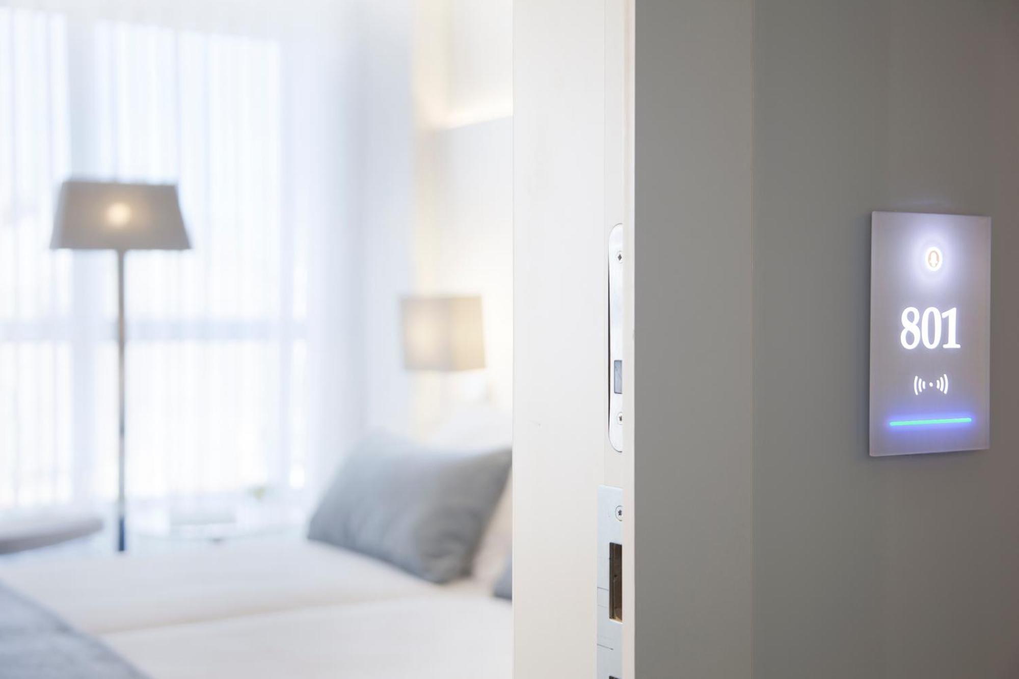 Deluxe Double or Twin Room City View