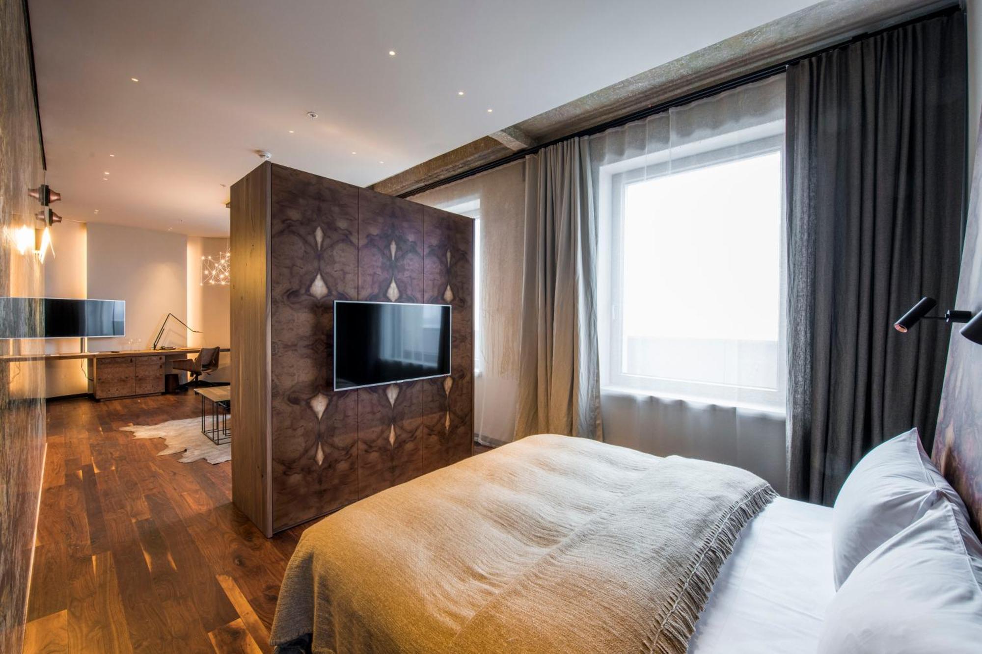 Suite Balcony High floor