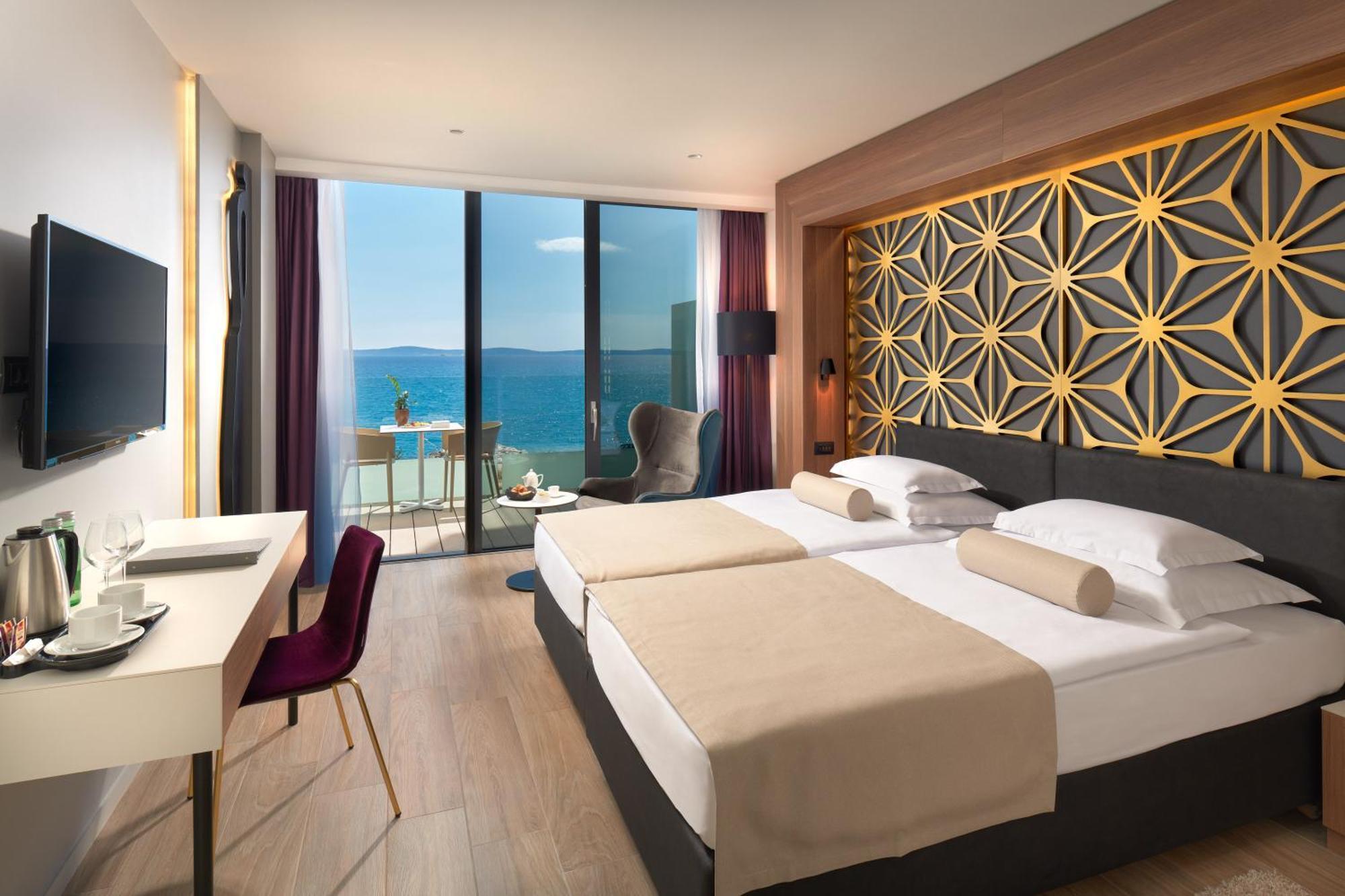 Superior Double or Twin Room Sea View