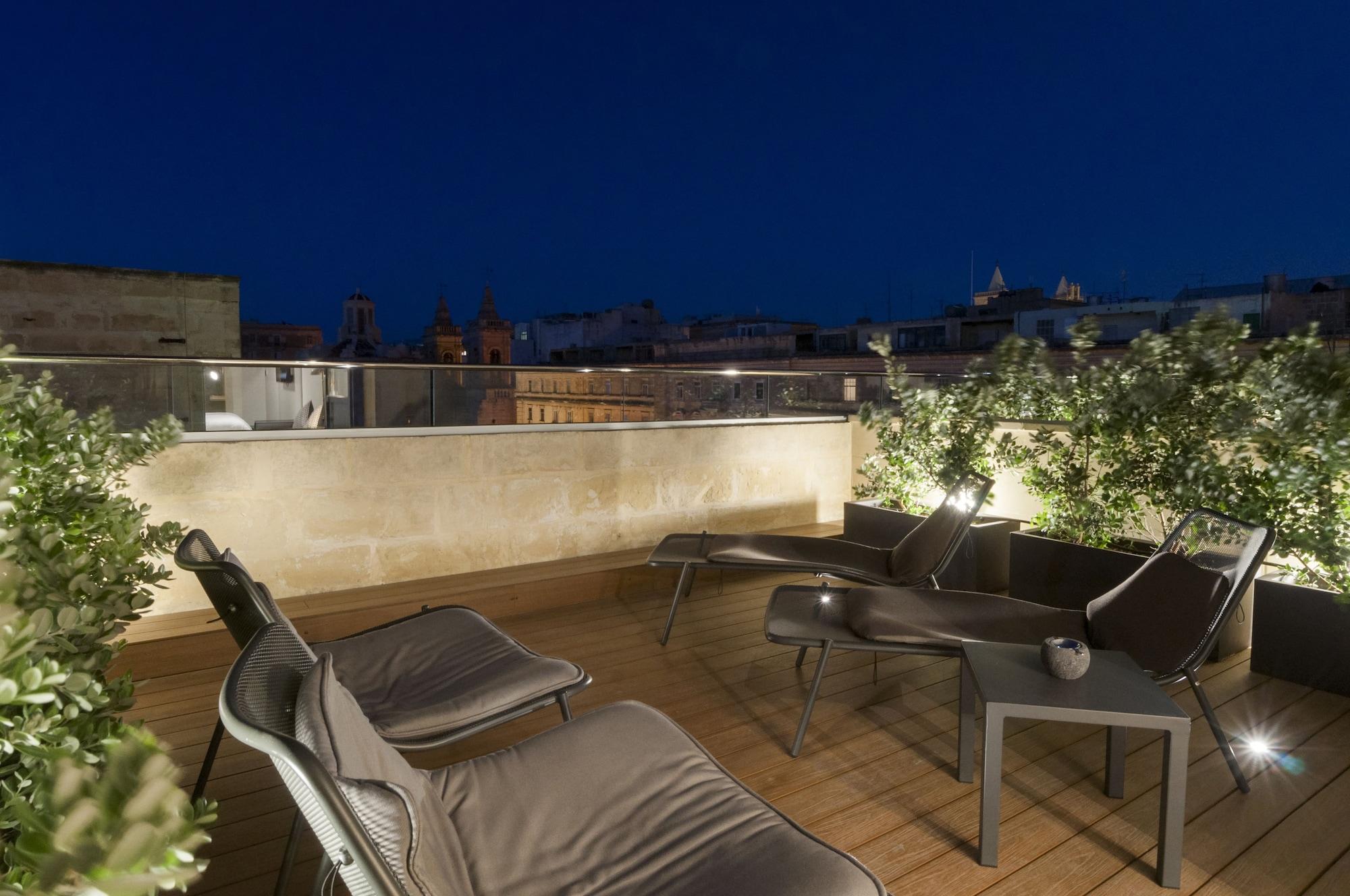 Superior Suite Terrace