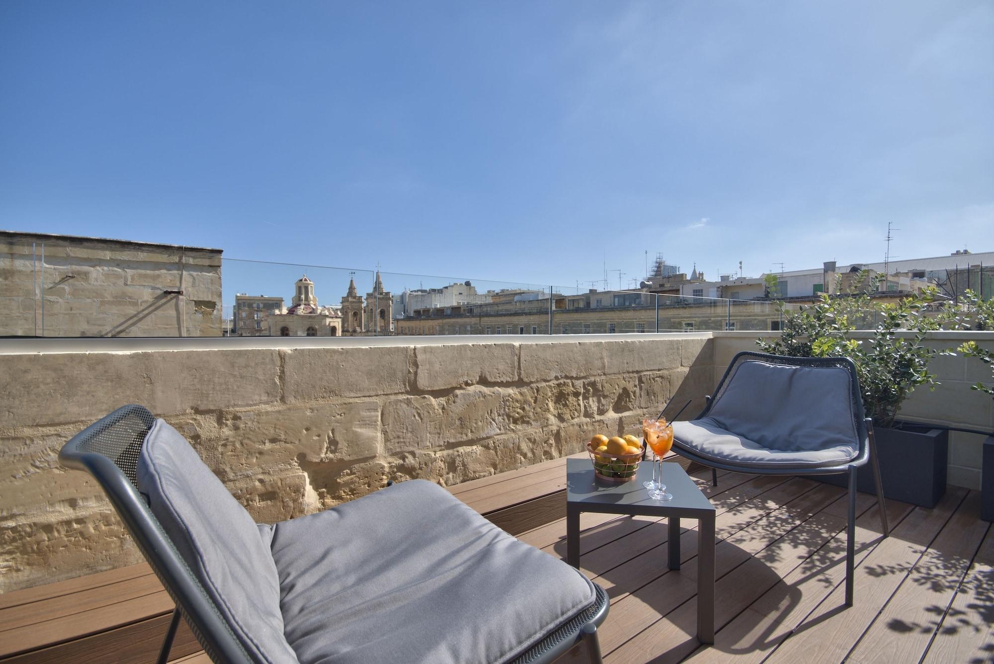 Superior Suite Terrace