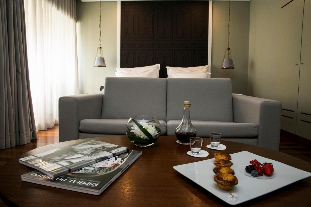 Deluxe Room King Size Bed