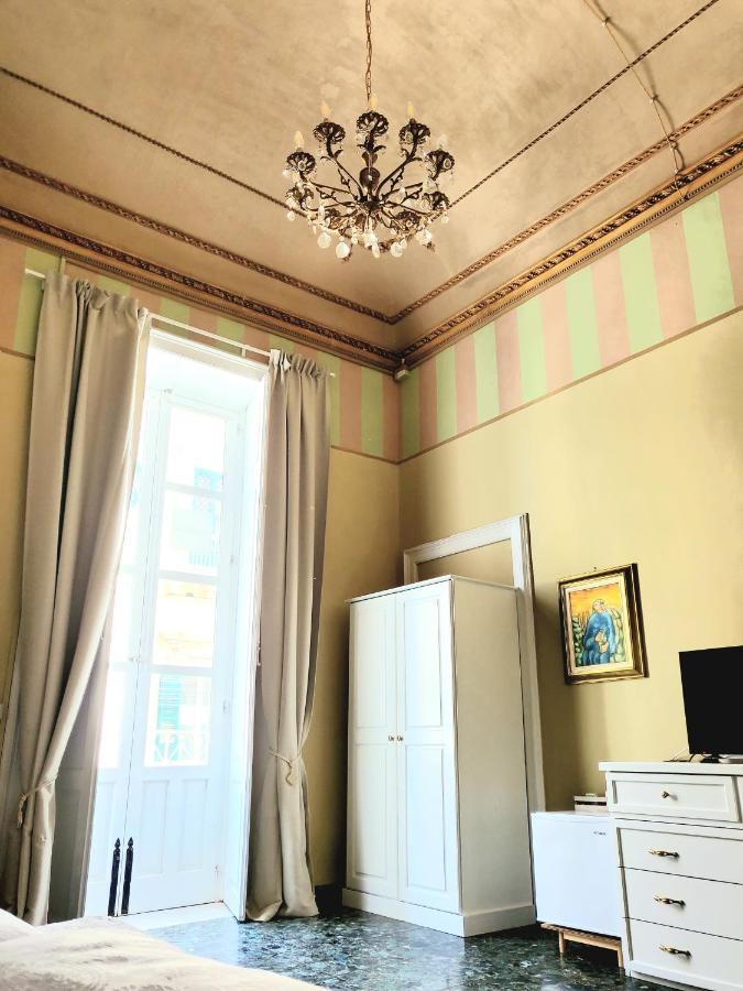 Large Double or Twin Room