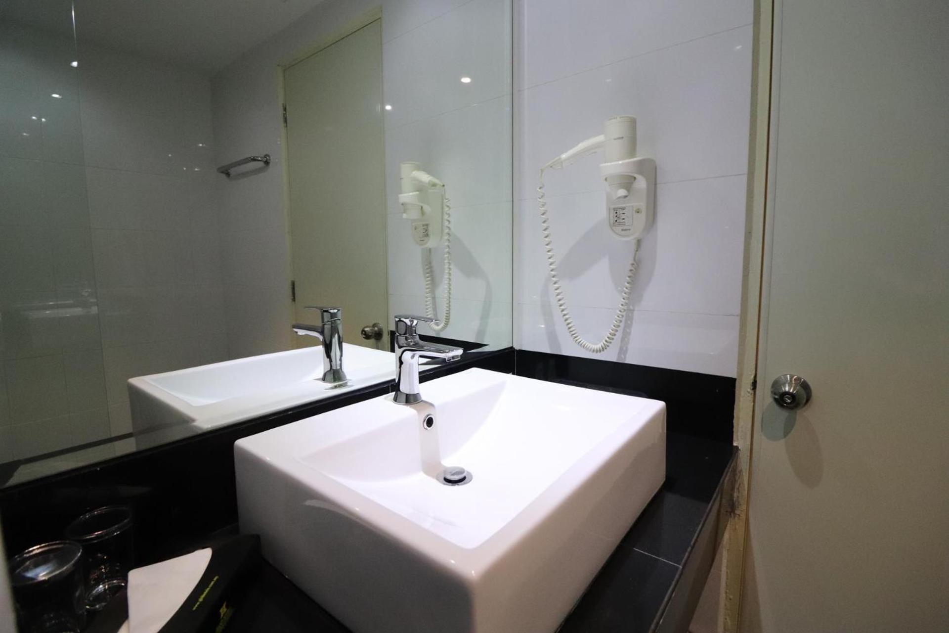 Premium Queen Room