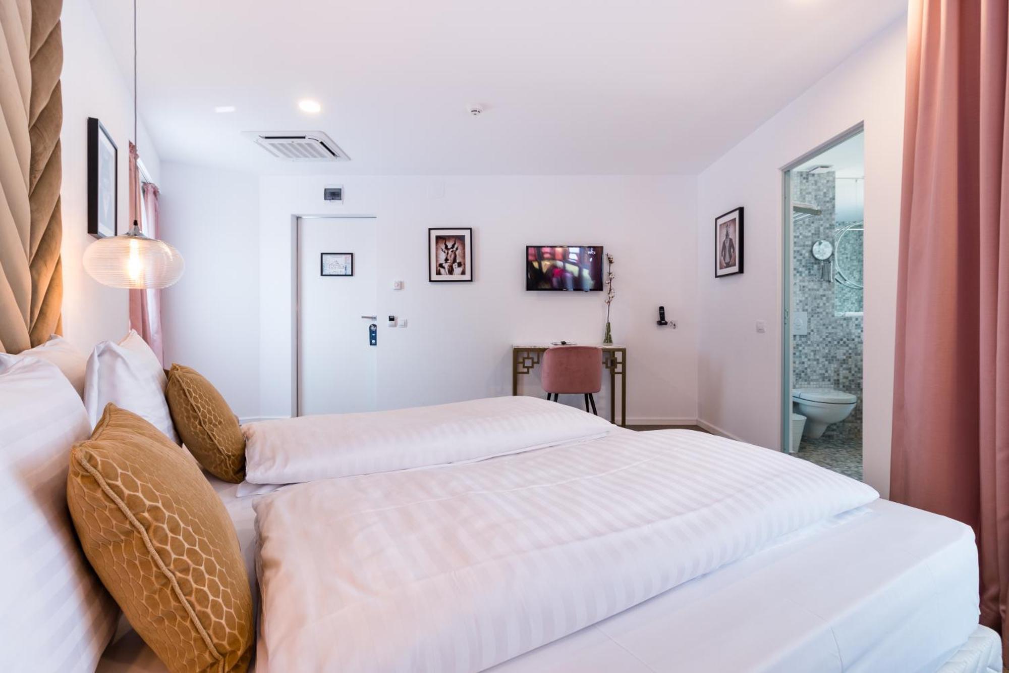 Deluxe Double Room Balcony