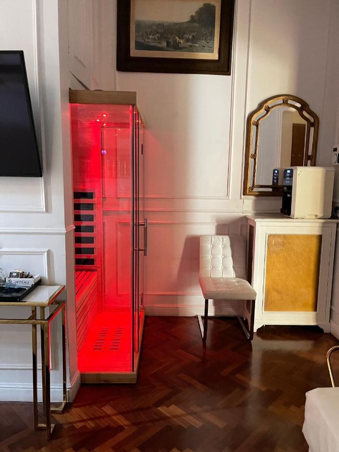 Superior Suite Spa Bath Sauna