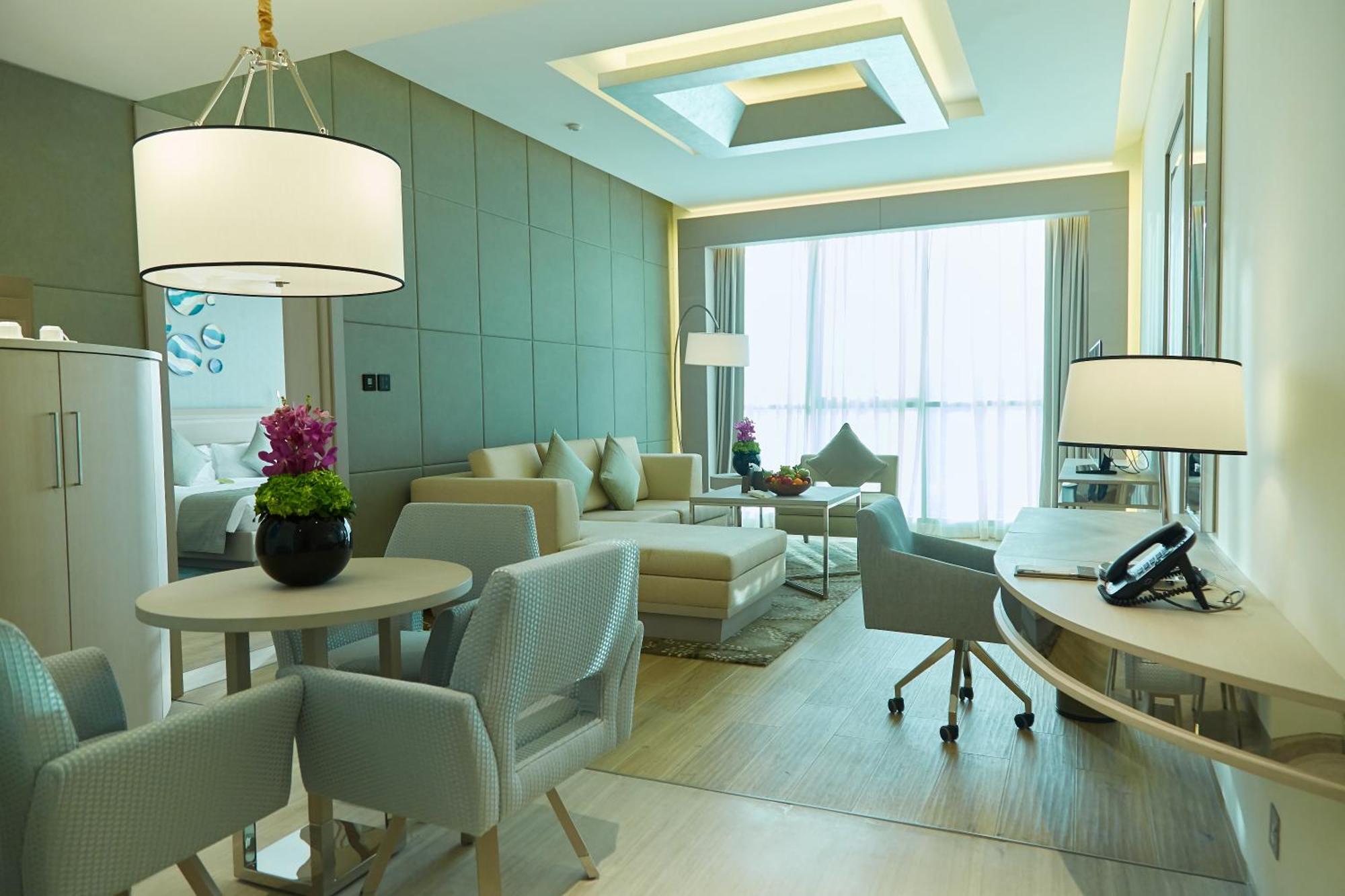 Premium King Suite Sea View