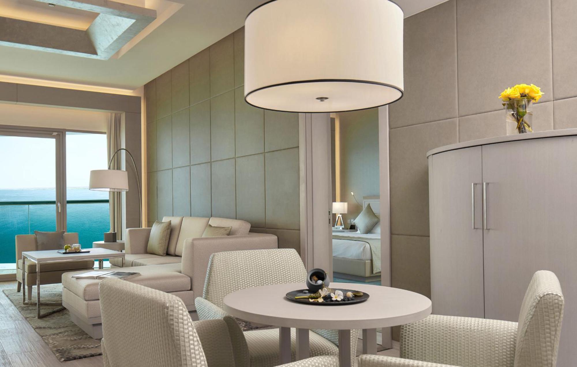 Premium King Suite Sea View