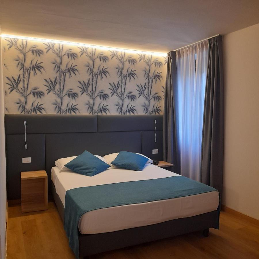 Junior Suite con Vista Lago