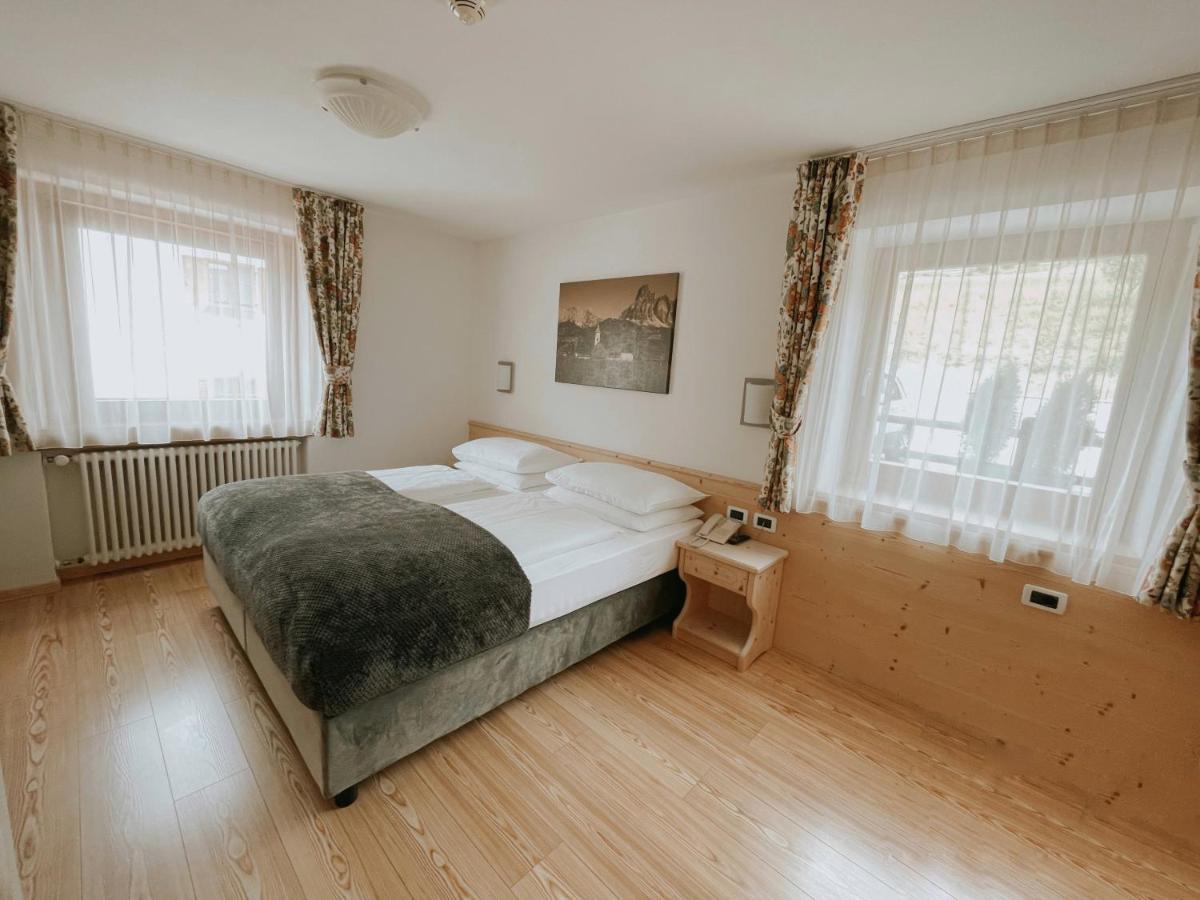 Standard Double Room,1306447129:JPEG