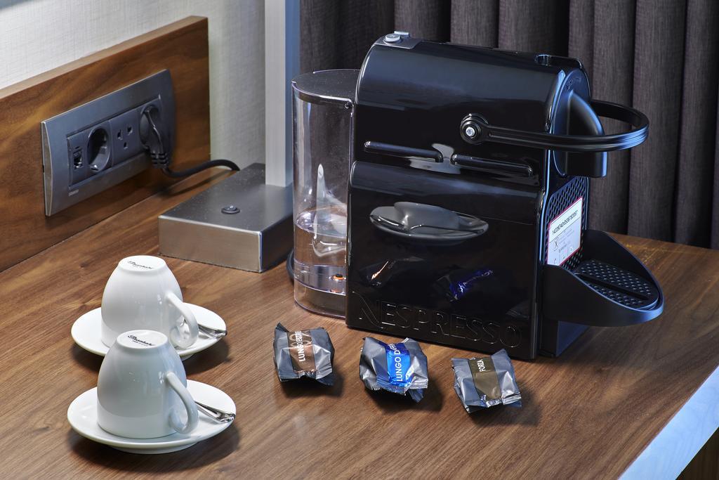 Camera Deluxe Doppia con Letti Singoli con Vista Città