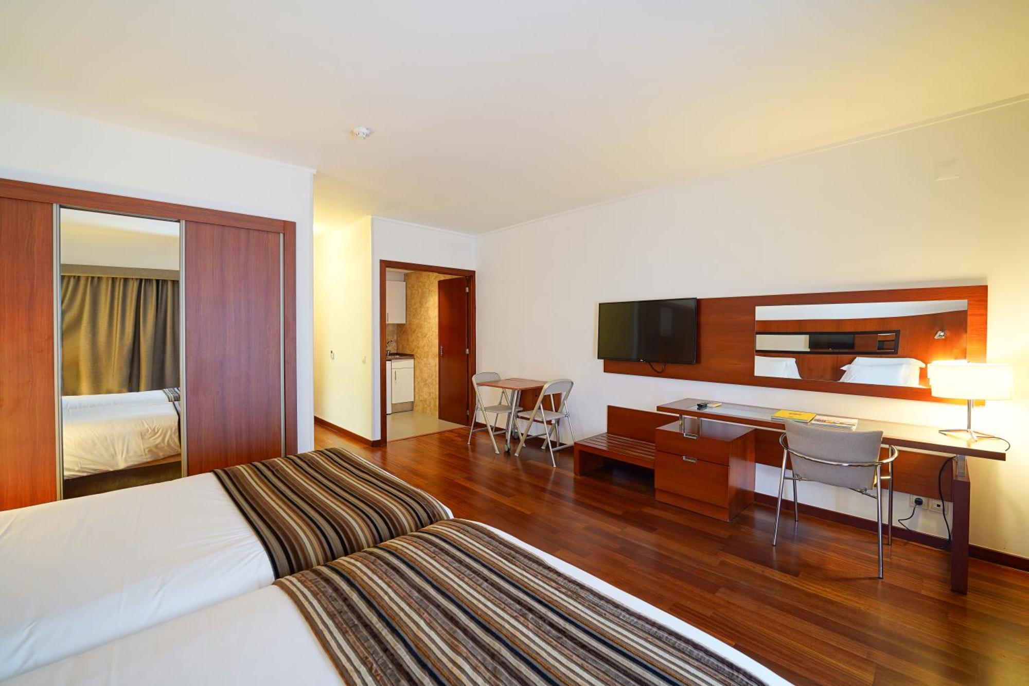 Studio Apartment