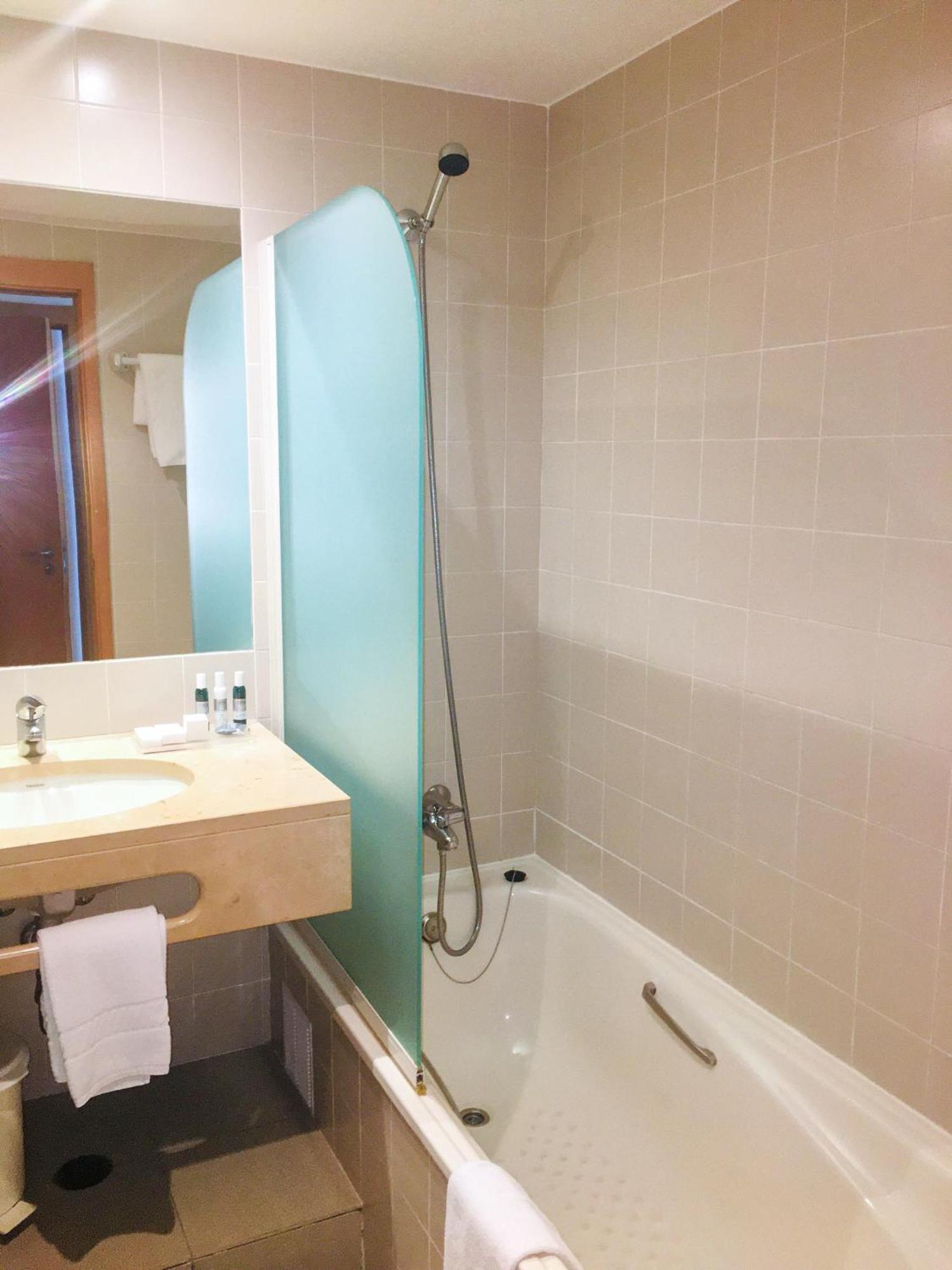 Two-Bedroom Apartment Pool or Marina View 3 Stars