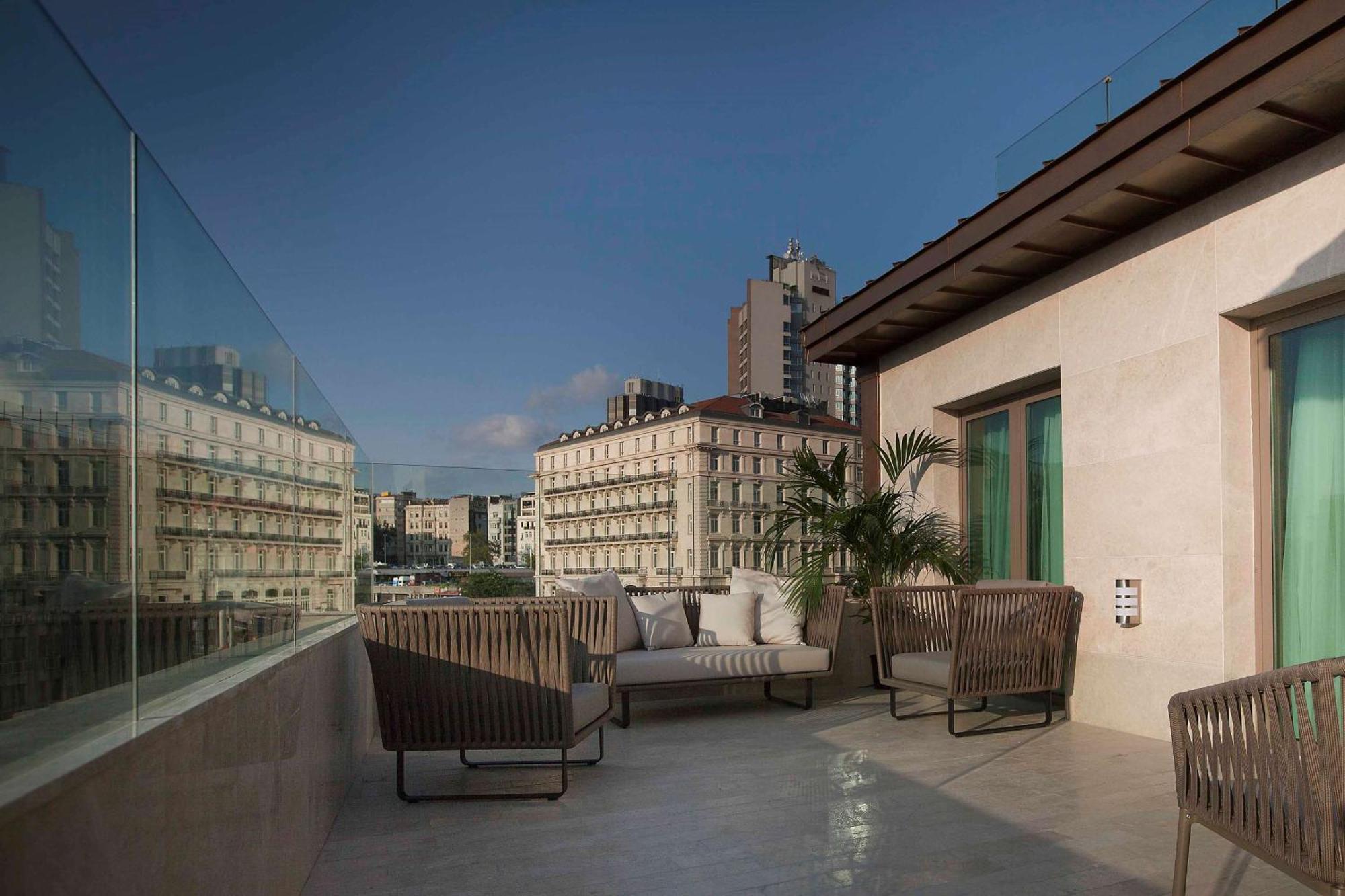Suite con Vista Corno d’Oro e Terrazza