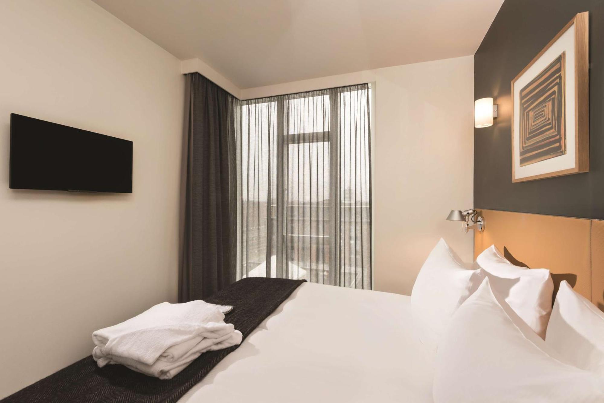 Premier One Bedroom Family Apartment