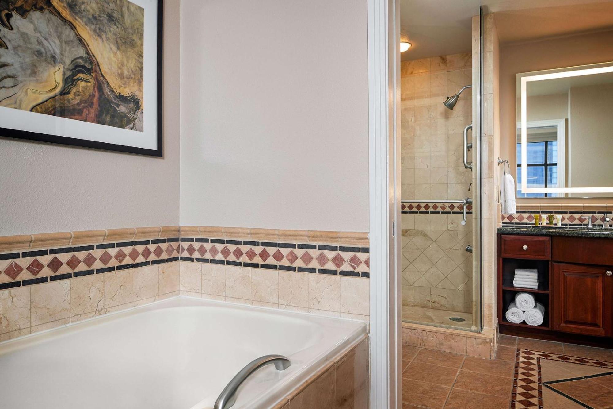Suite con 2 Camere da Letto, Divano-Letto e Cucina