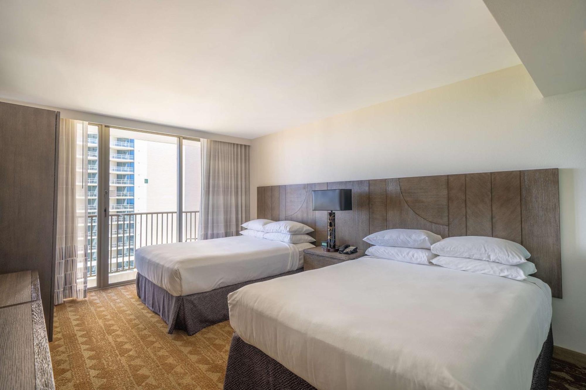 Suite con 2 Letti Queen-Size e Vista Città - Accesso Disabili/Ipoudenti
