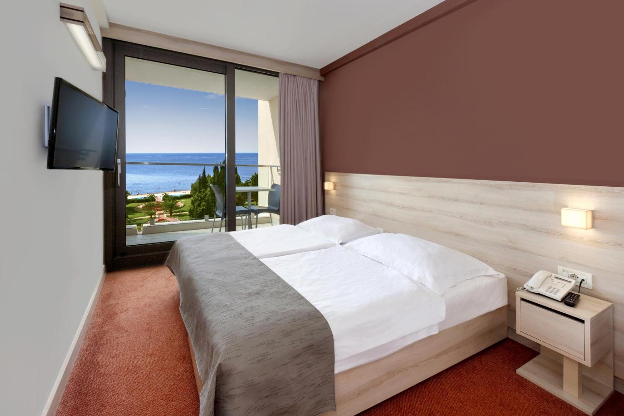 Suite con Divano-Letto, Balcone e Vista Mare