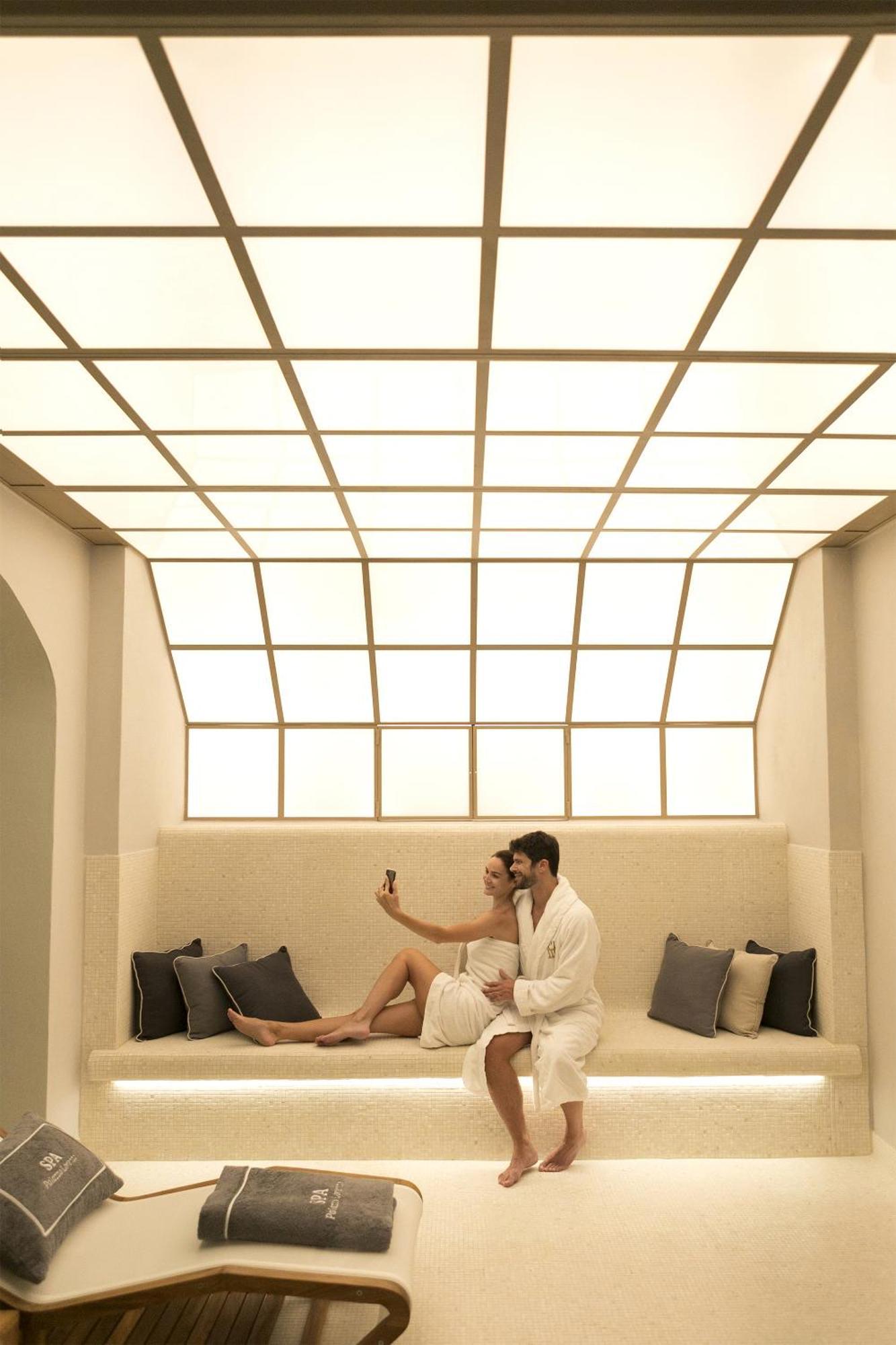 Deluxe Room One-time SPA access