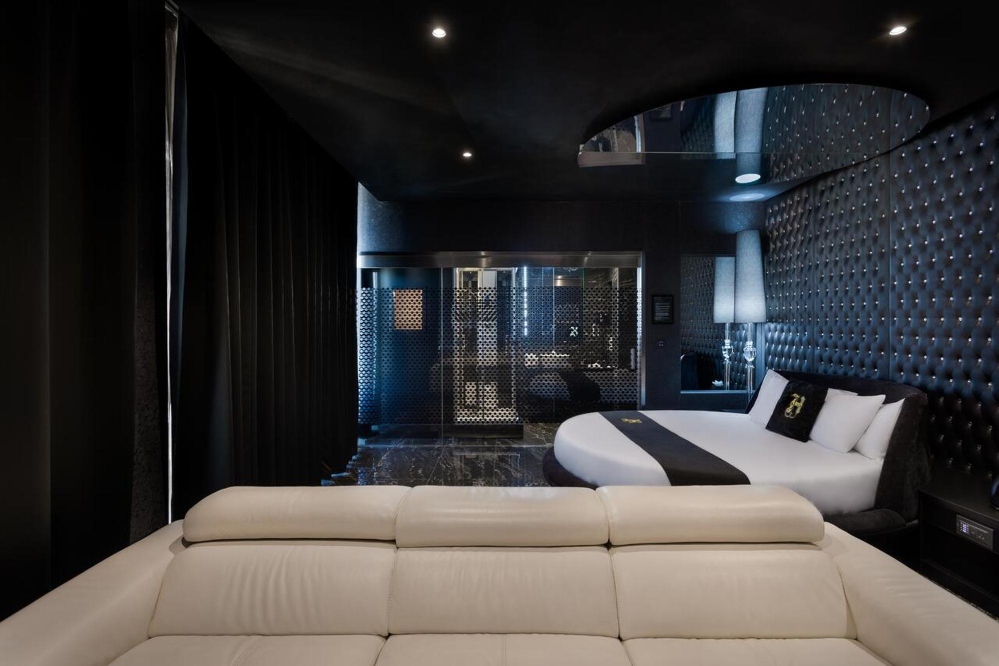 Superior Suite Sauna