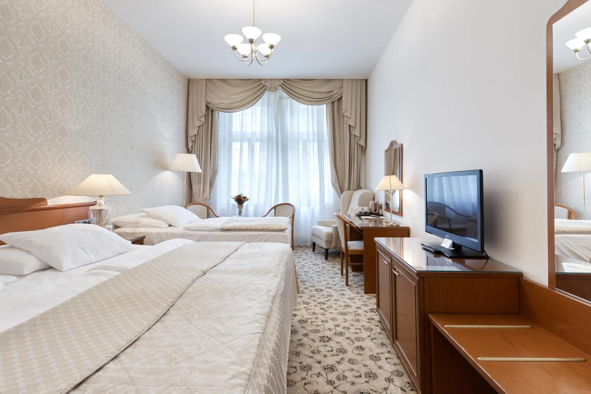 Two-Bedroom Apartment Air conditioning