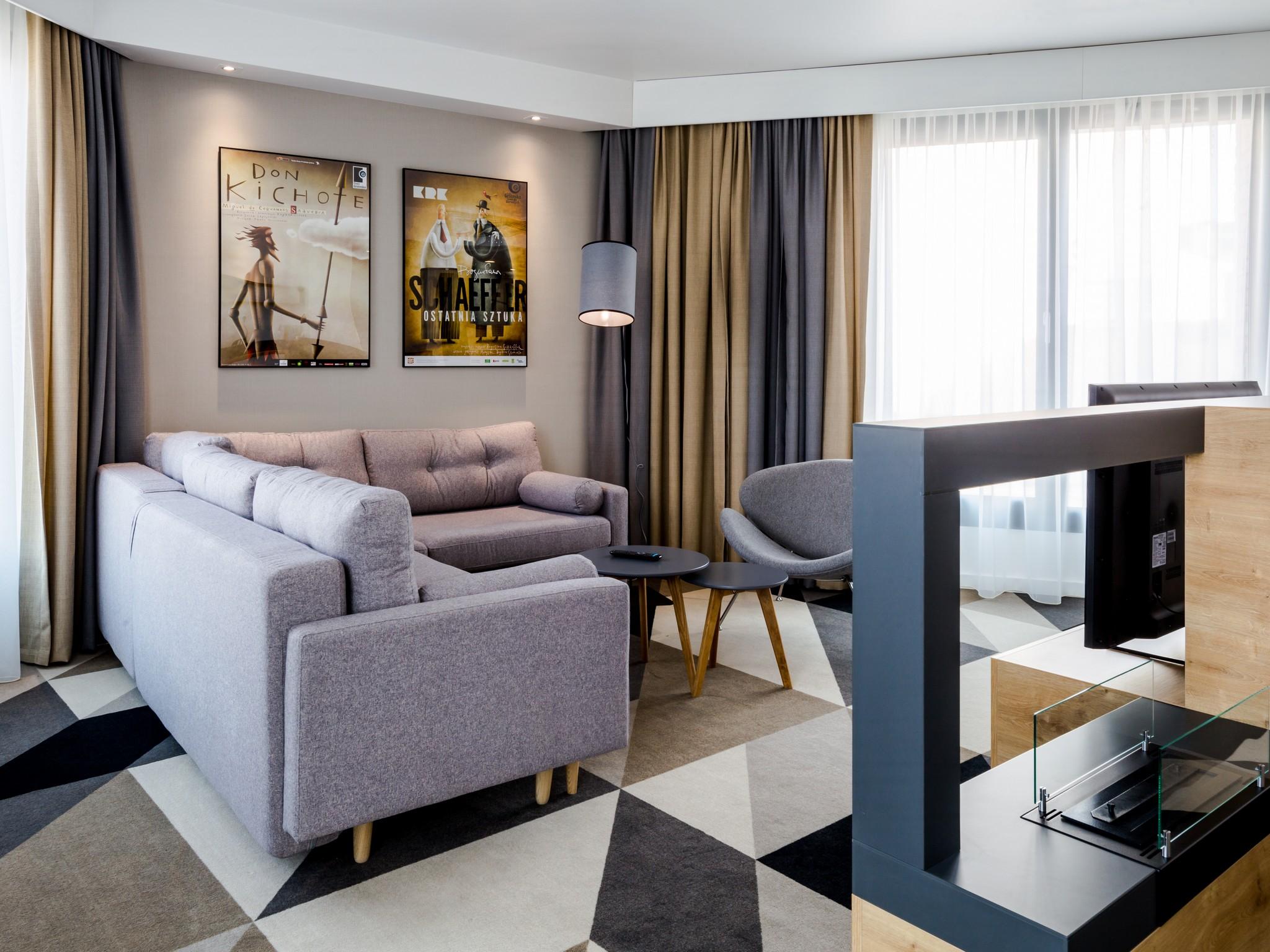Executive Suite