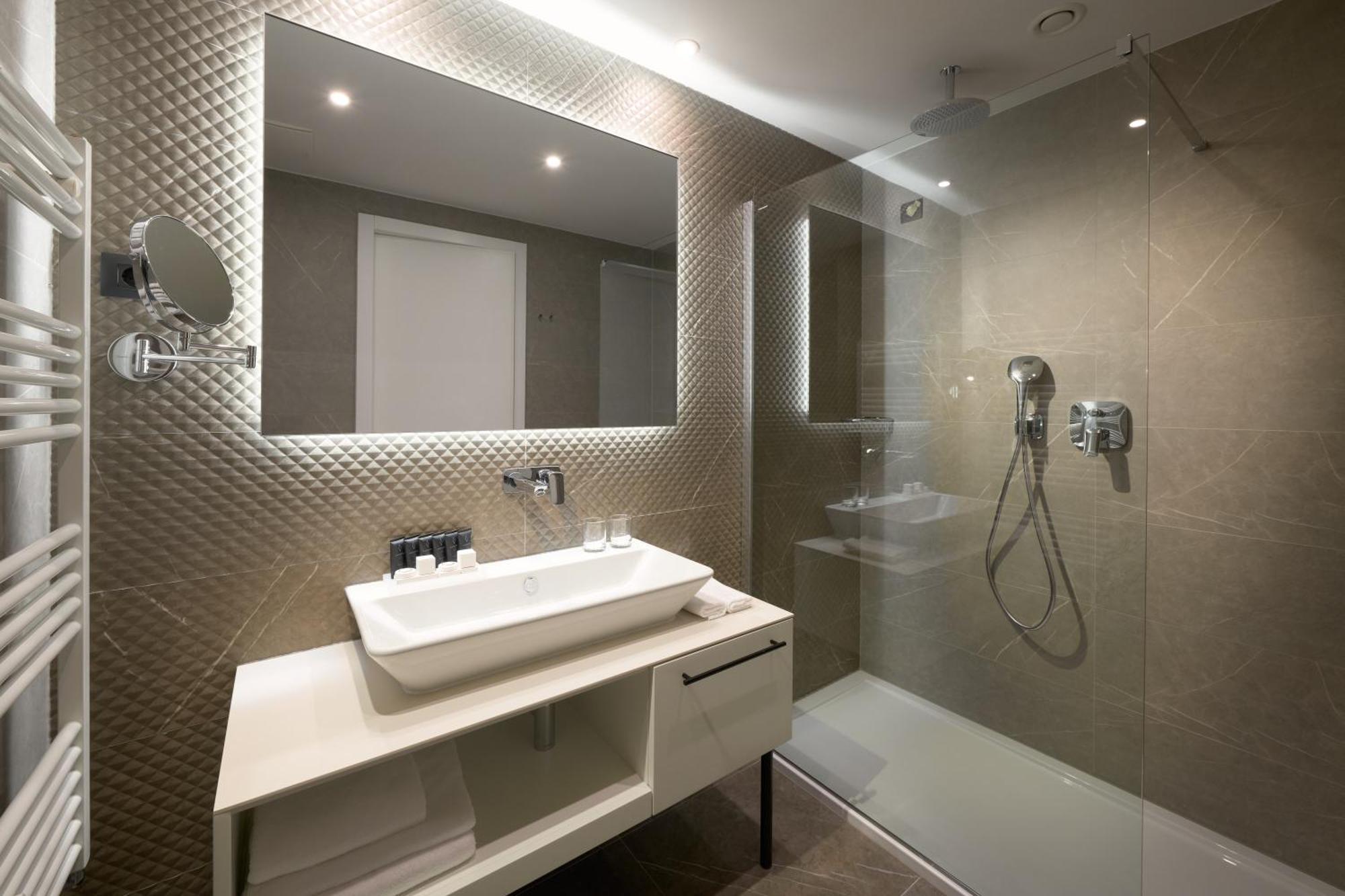 Superior Double or Twin Room Sea View